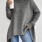 Lässiger Rollkragenpullover mit asymmetrischem Saum – Produktansicht 8