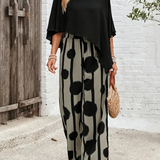 Elegantes Set aus Oberteil und Hose im asymmetrischen Schnitt – Produktansicht 4