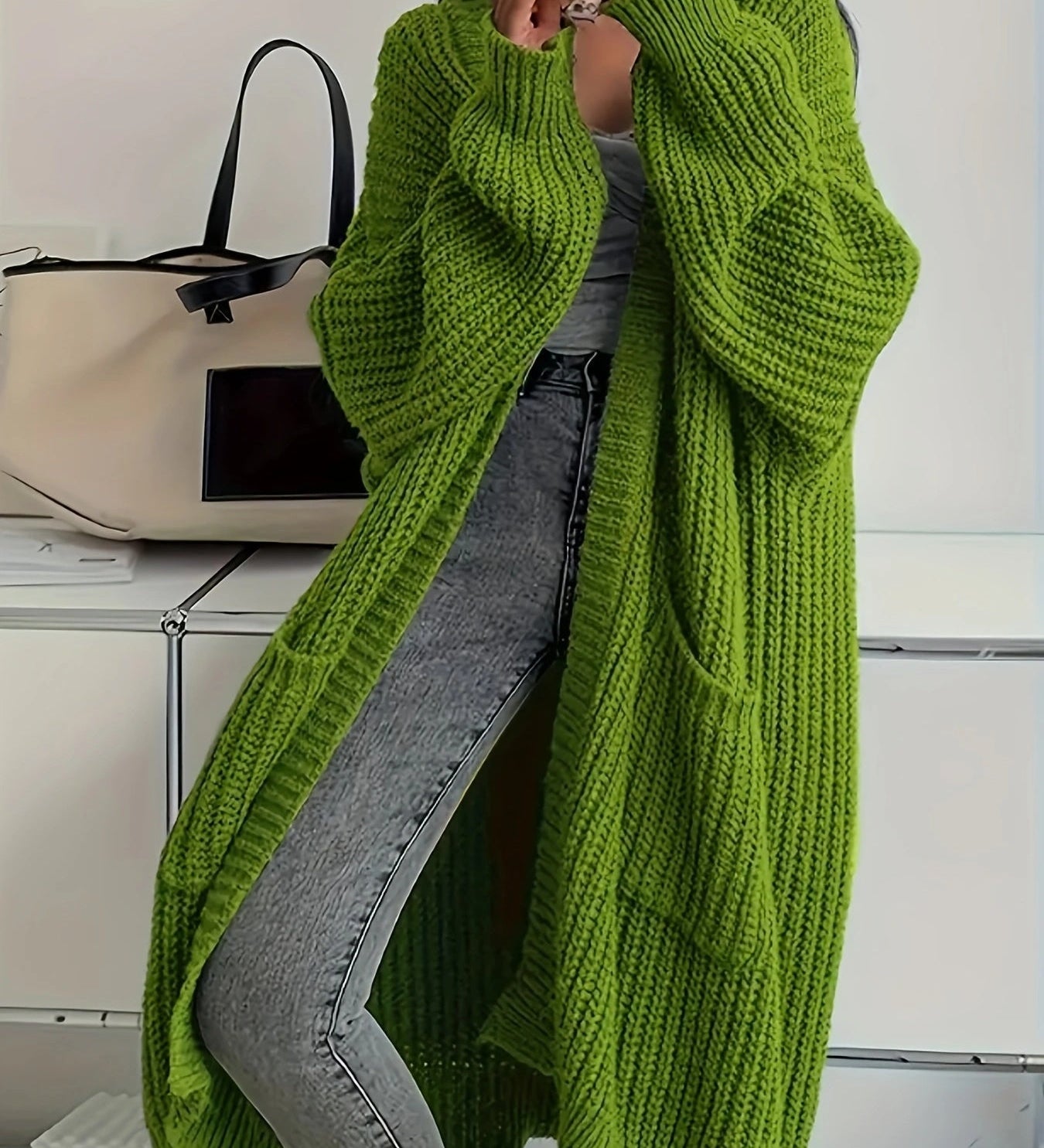 Offener Oversize-Cardigan aus langem Kuschelstrick – Produktansicht 3