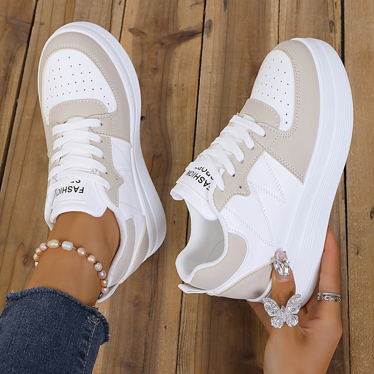 Bequeme Plateau-Sneaker in elegantem Design – Produktansicht 2