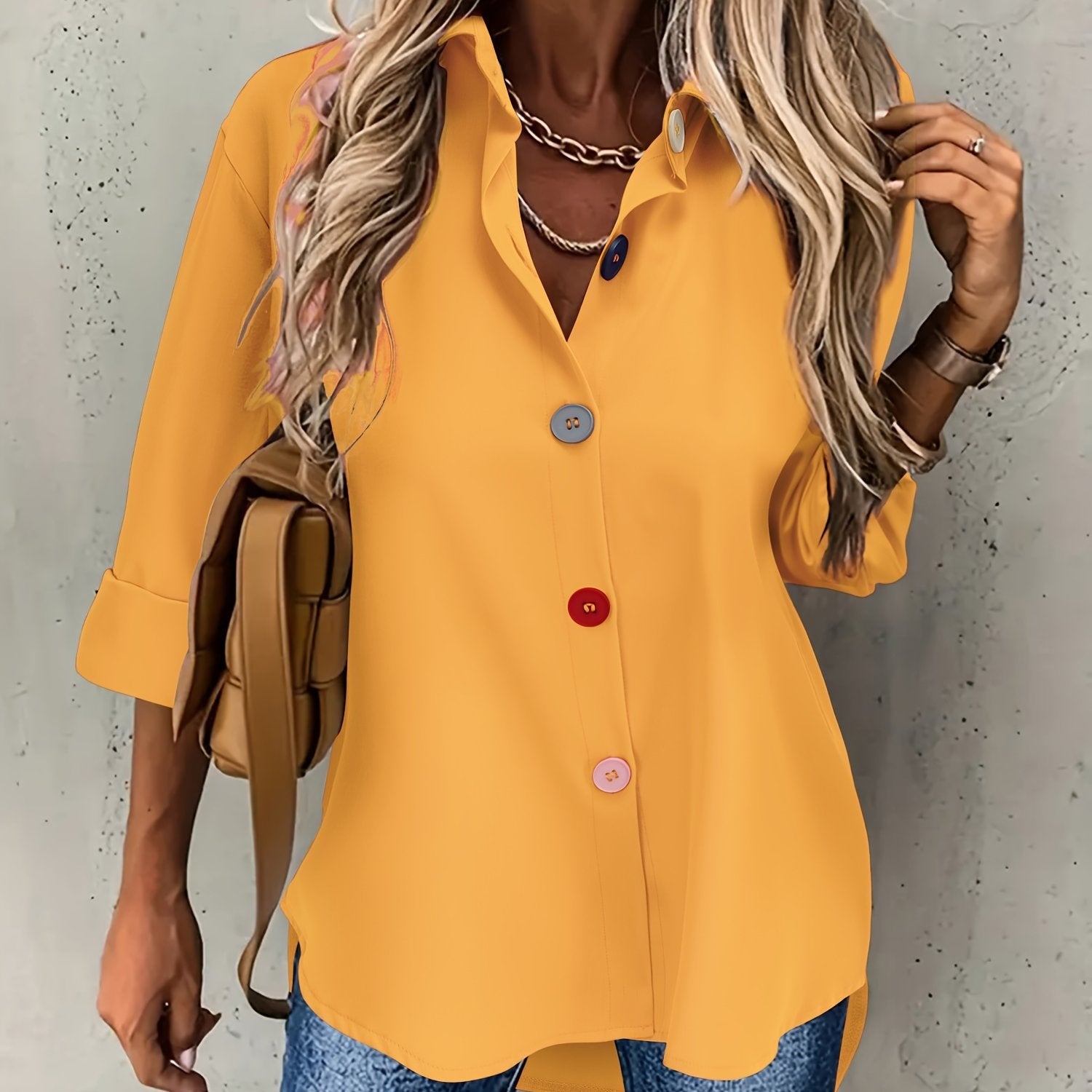 Schicke Bluse mit Knöpfen und Reverskragen – Produktansicht 6