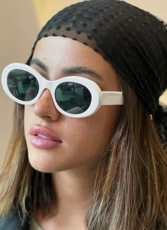 Stilvolle Sonnenbrille für jeden Anlass im ovalen Retro-Design – Produktansicht 7