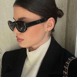 Stilvolle Sonnenbrille für jeden Anlass im ovalen Retro-Design – Produktansicht 5