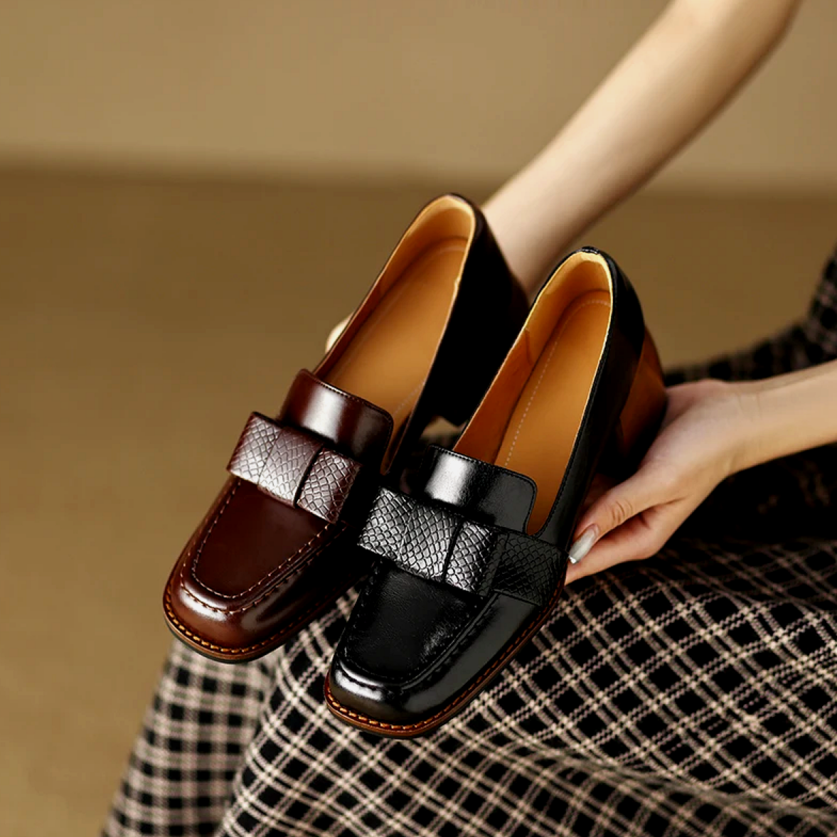 Bequeme Loafer mit Knoten – Produktansicht 7