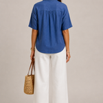 Stilvolle Bluse mit V-Ausschnitt – Produktansicht 13