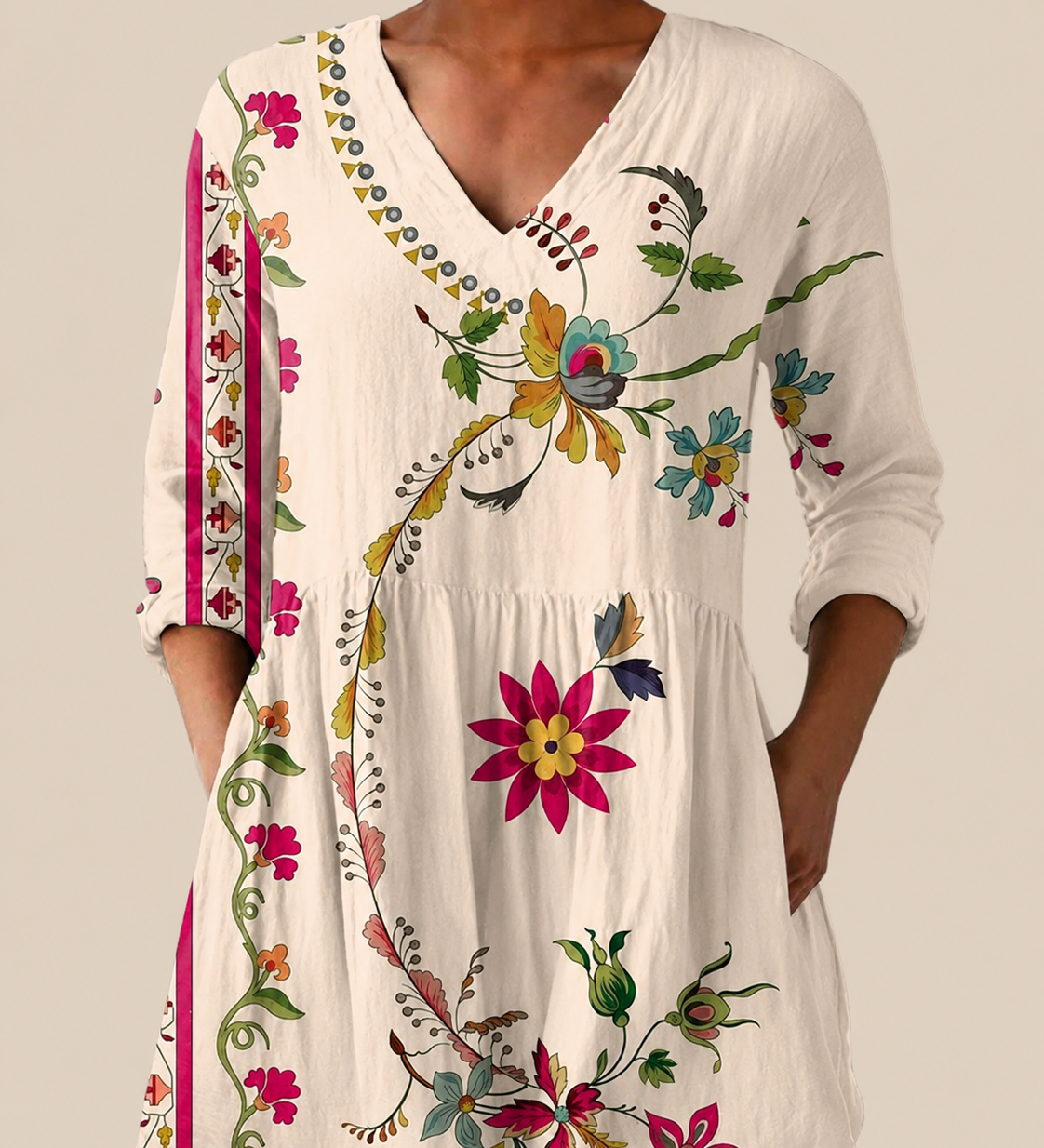 Lang geschnittene Bluse mit ausdrucksstarkem Print – Produktansicht 1