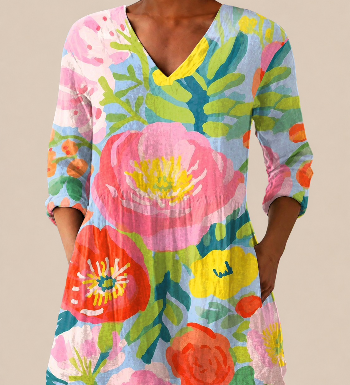 Lang geschnittene Bluse mit ausdrucksstarkem Print – Produktansicht 1