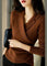 Taillierter Pullover mit Bubikragen – Produktansicht 1