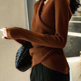 Taillierter Pullover mit Bubikragen – Produktansicht 3