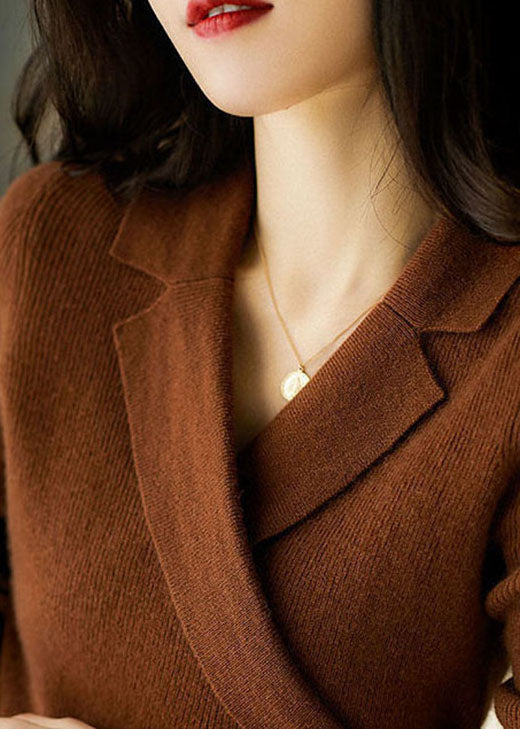 Taillierter Pullover mit Bubikragen – Produktansicht 6