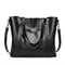 Elegante Handtasche aus Leder in Wickeloptik – Produktansicht 3