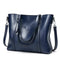 Elegante Handtasche aus Leder in Wickeloptik – Produktansicht 6