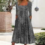 Lässiges langes Midikleid mit Ärmeln – Produktansicht 1