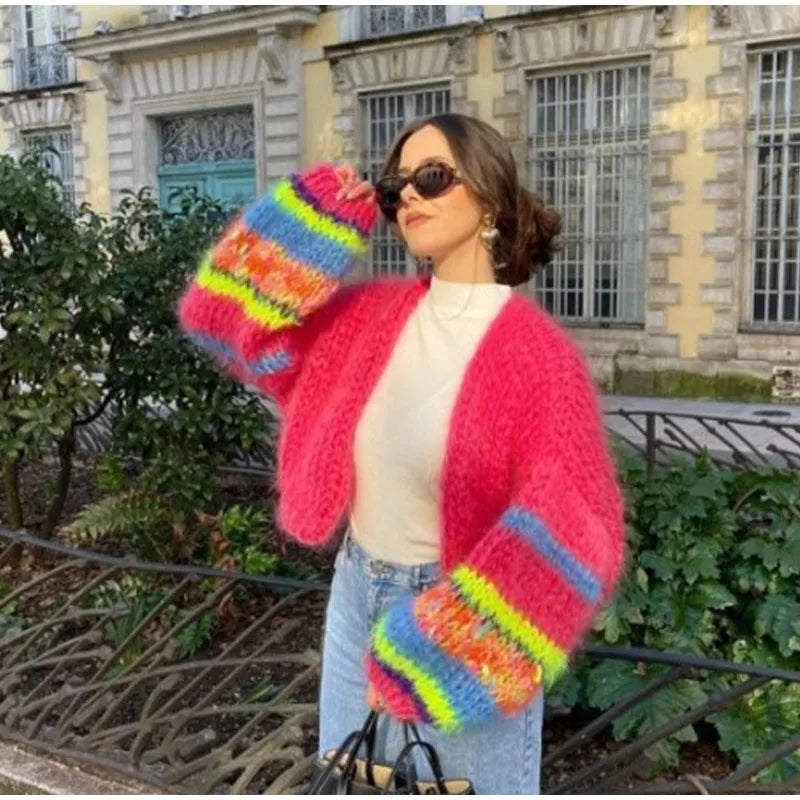 Weiche offene Strickjacke mit Farbakzenten – Produktansicht 3