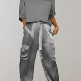 Bequemes zweiteiliges Loungewear-Set mit praktischen Taschen – Produktansicht 13