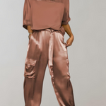 Bequemes zweiteiliges Loungewear-Set mit praktischen Taschen – Produktansicht 10