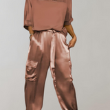 Bequemes zweiteiliges Loungewear-Set mit praktischen Taschen – Produktansicht 10