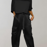 Bequemes zweiteiliges Loungewear-Set mit praktischen Taschen – Produktansicht 8