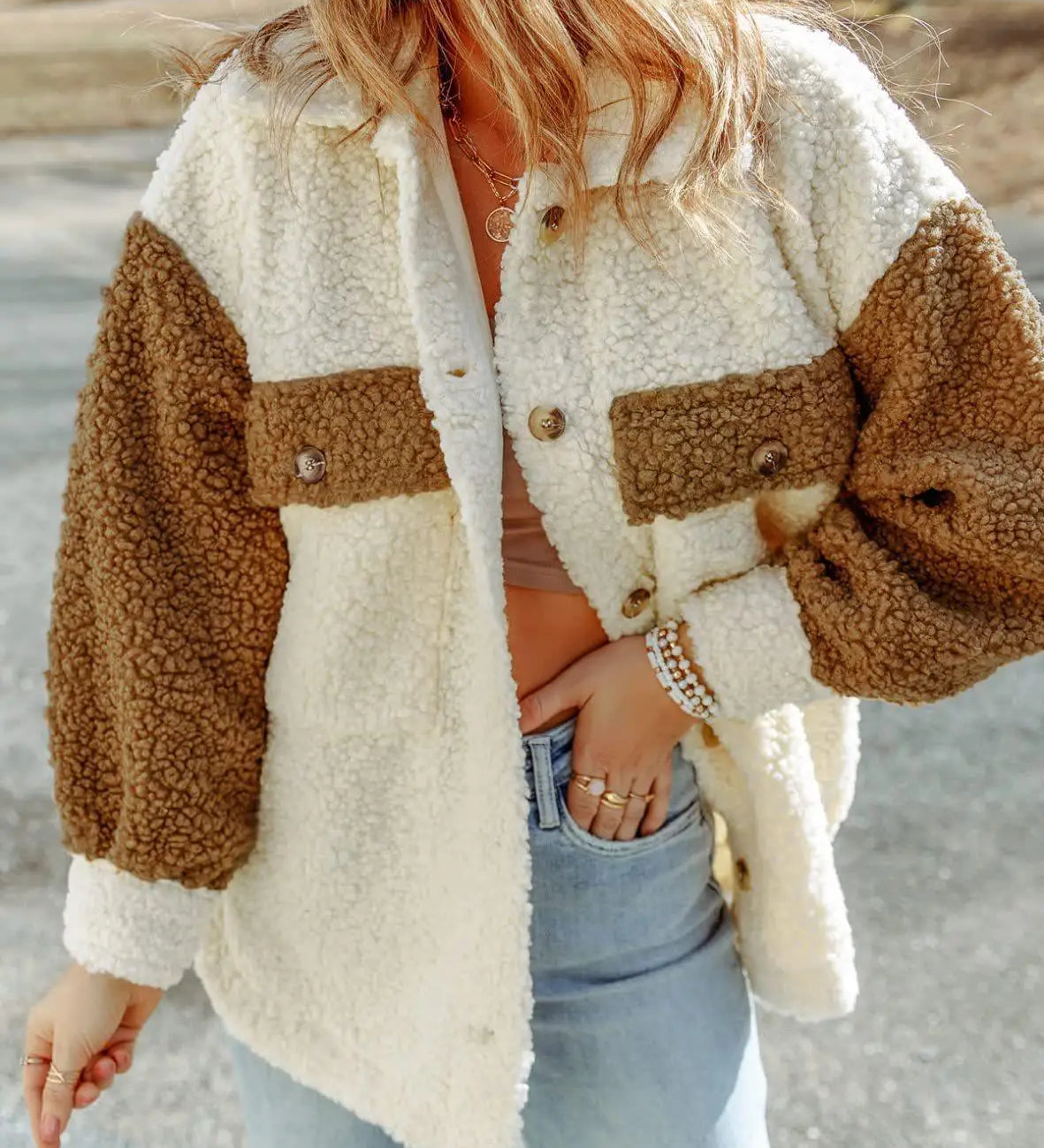 zeitgenössische Sherpa-Jacke – Produktansicht 2