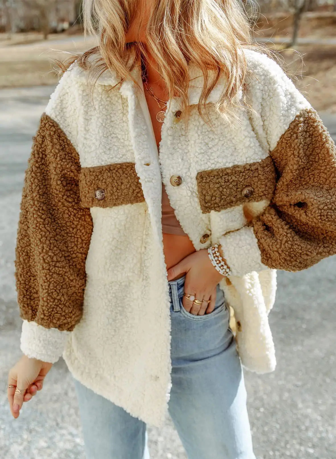 zeitgenössische Sherpa-Jacke – Produktansicht 2