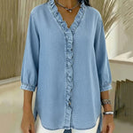 Denimbluse mit V-Ausschnitt und Volants – Produktansicht 7