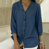 Denimbluse mit V-Ausschnitt und Volants – Produktansicht 10