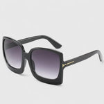 Stilvolle Sonnenbrille für jeden Anlass mit UV400-Schutz – Produktansicht 3
