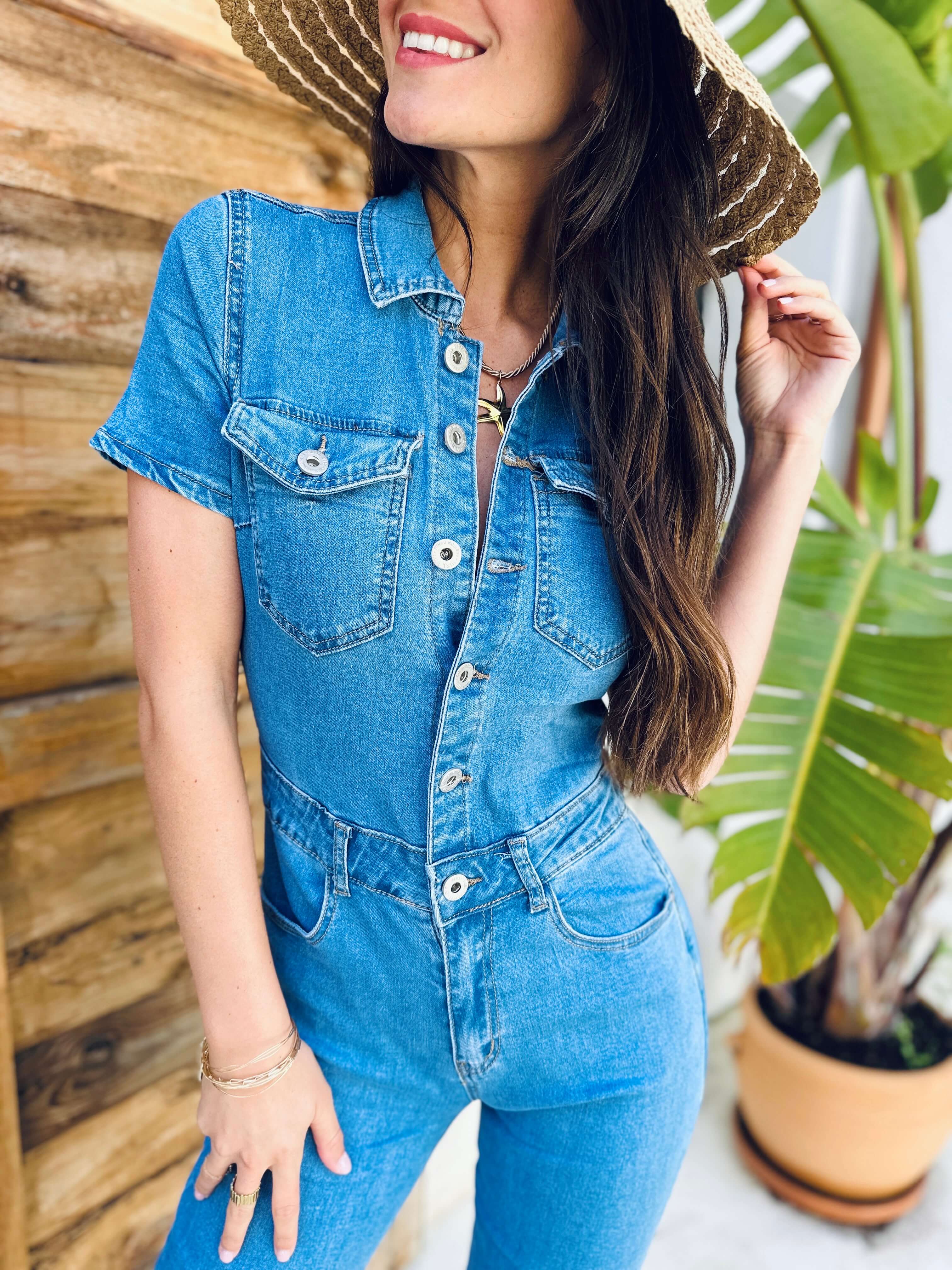 Lässiger Denim-Jumpsuit mit Knopfleiste – Produktansicht 2