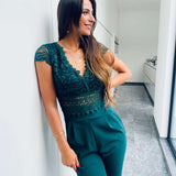 Cecile | Eleganter Spitzen-Jumpsuit mit kurzen Ärmeln