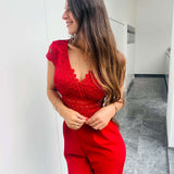 Cecile | Eleganter Spitzen-Jumpsuit mit kurzen Ärmeln