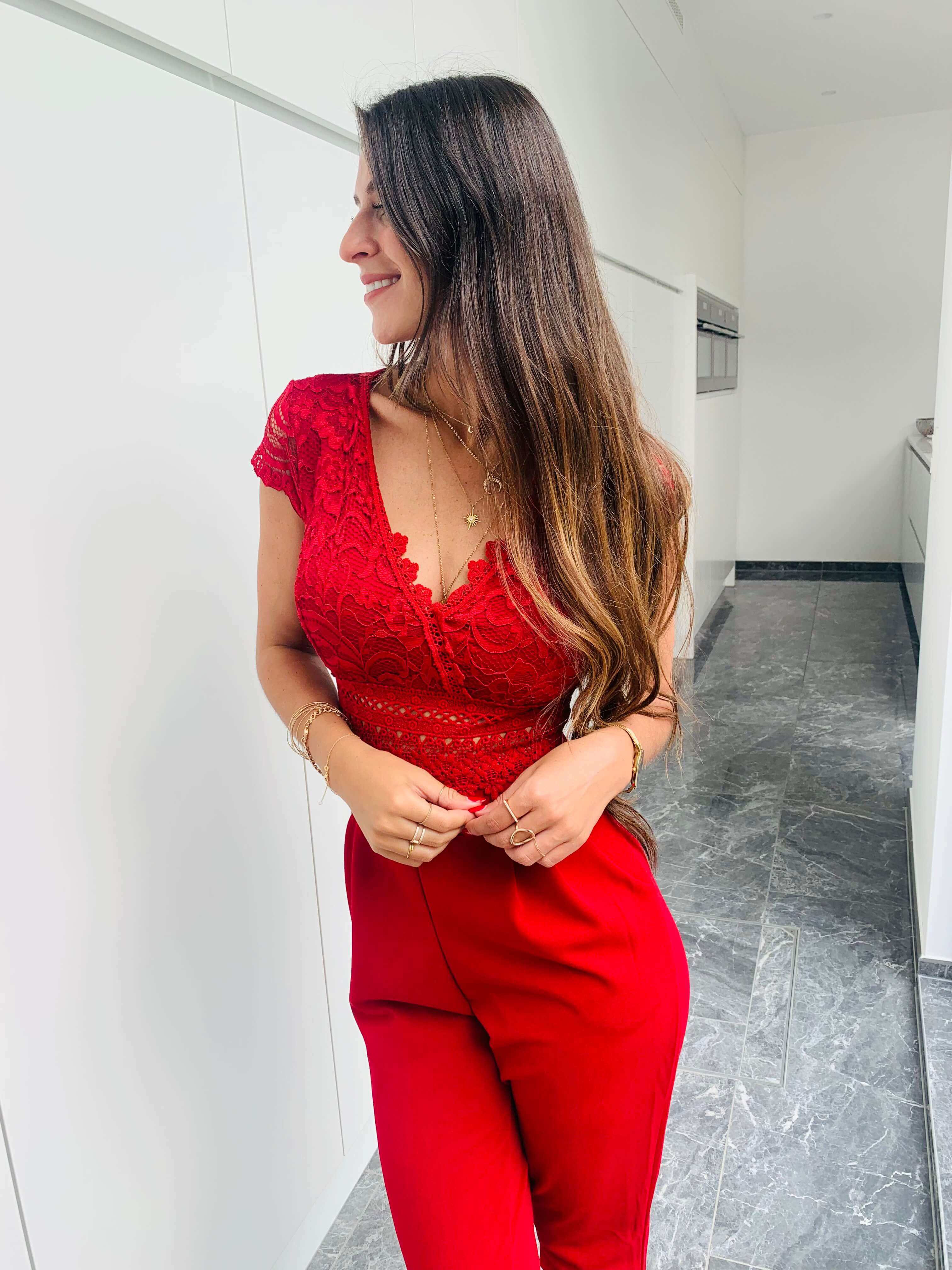 Cecile | Eleganter Spitzen-Jumpsuit mit kurzen Ärmeln