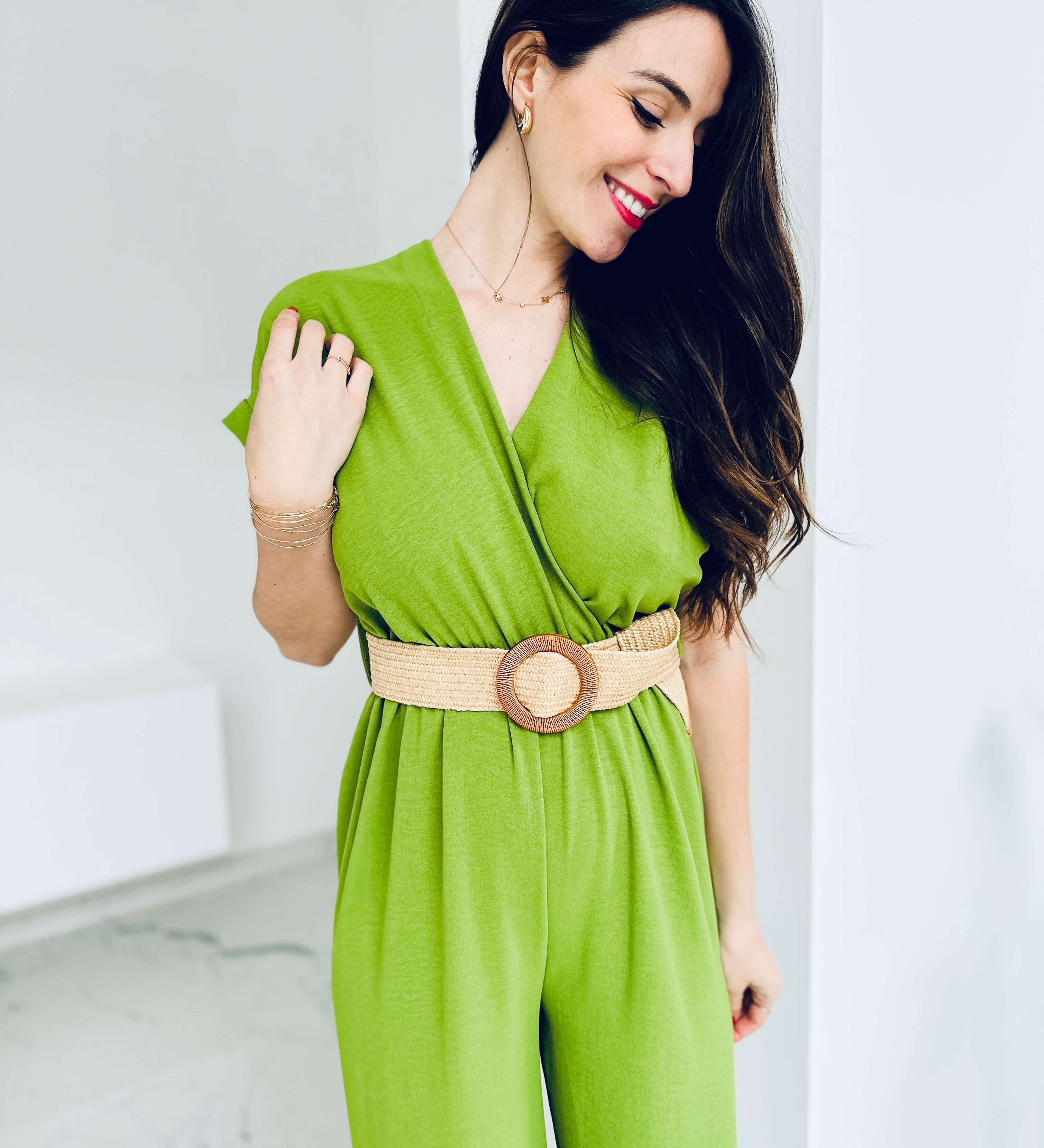 Romane | Fließender Jumpsuit mit Wickelausschnitt und Gürtel