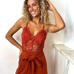 Eleganter Spitzen-Jumpsuit mit weitem Bein – Produktansicht 10