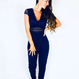 Cecile | Eleganter Spitzen-Jumpsuit mit kurzen Ärmeln