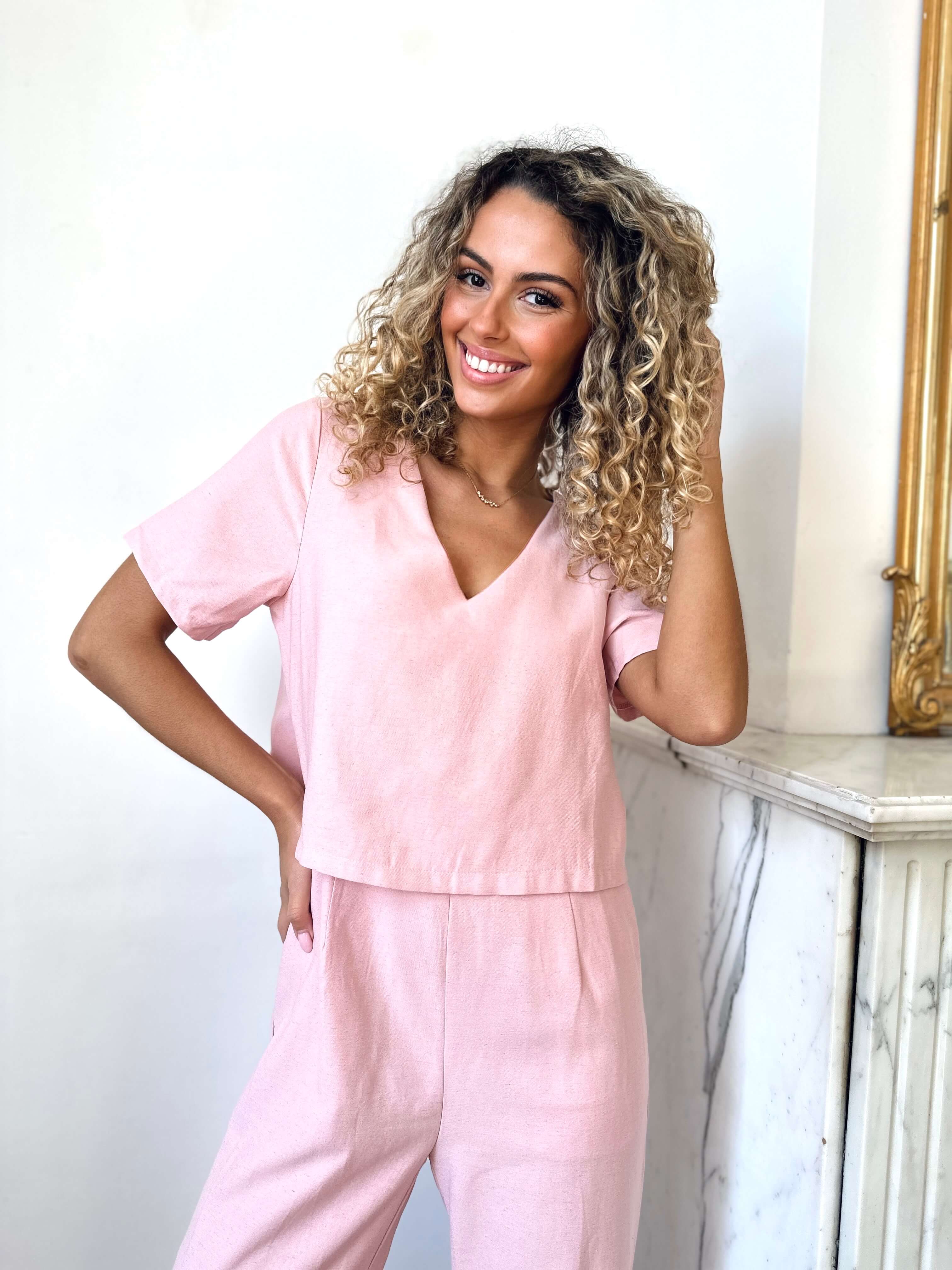 Eleganter Jumpsuit mit offenem Rücken – Produktansicht 1