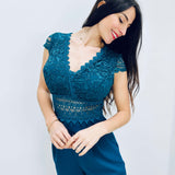 Cecile | Eleganter Spitzen-Jumpsuit mit kurzen Ärmeln