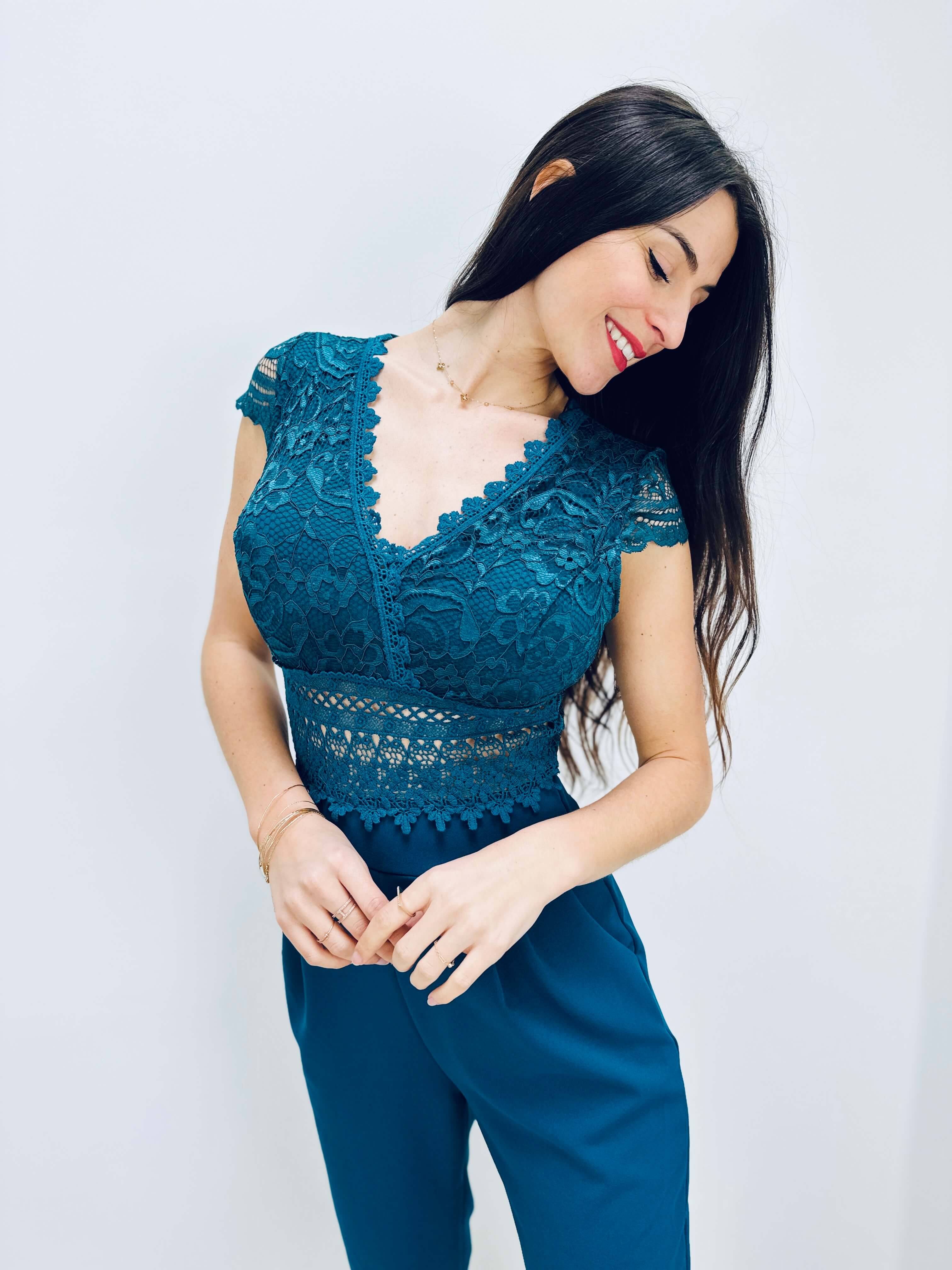 Cecile | Eleganter Spitzen-Jumpsuit mit kurzen Ärmeln