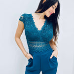 Cecile | Eleganter Spitzen-Jumpsuit mit kurzen Ärmeln