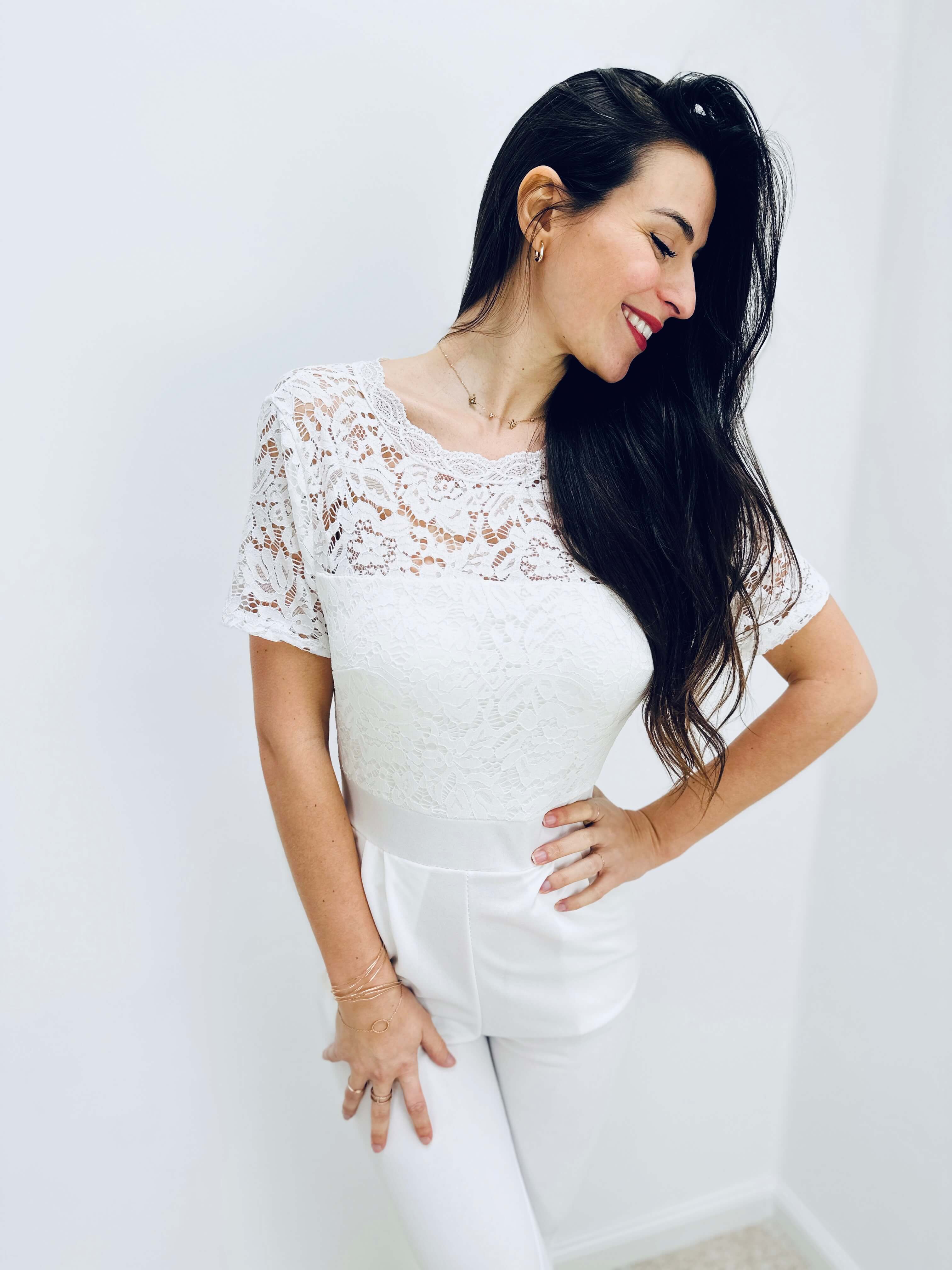 Jolanda | Eleganter Spitzen-Jumpsuit mit offenem Rücken