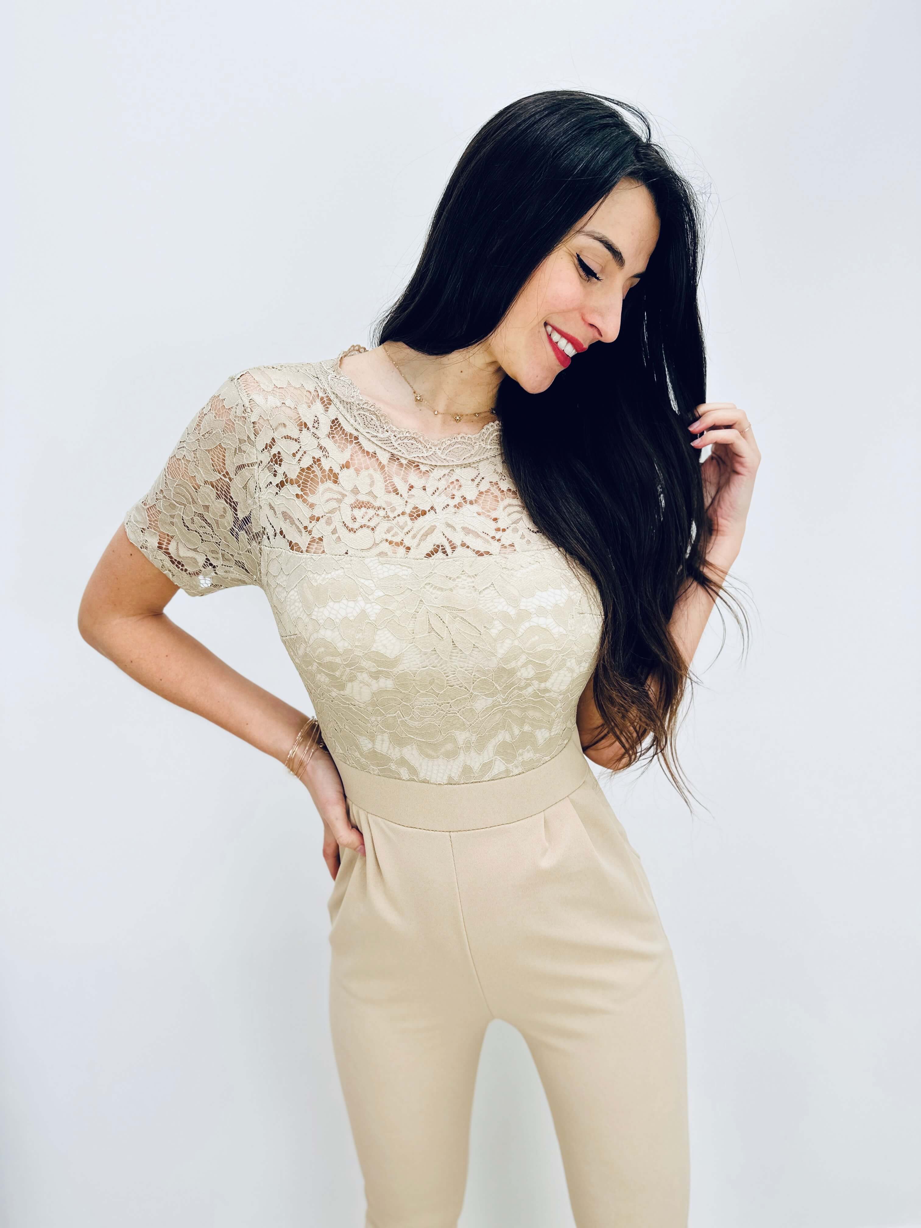 Jolanda | Eleganter Spitzen-Jumpsuit mit offenem Rücken