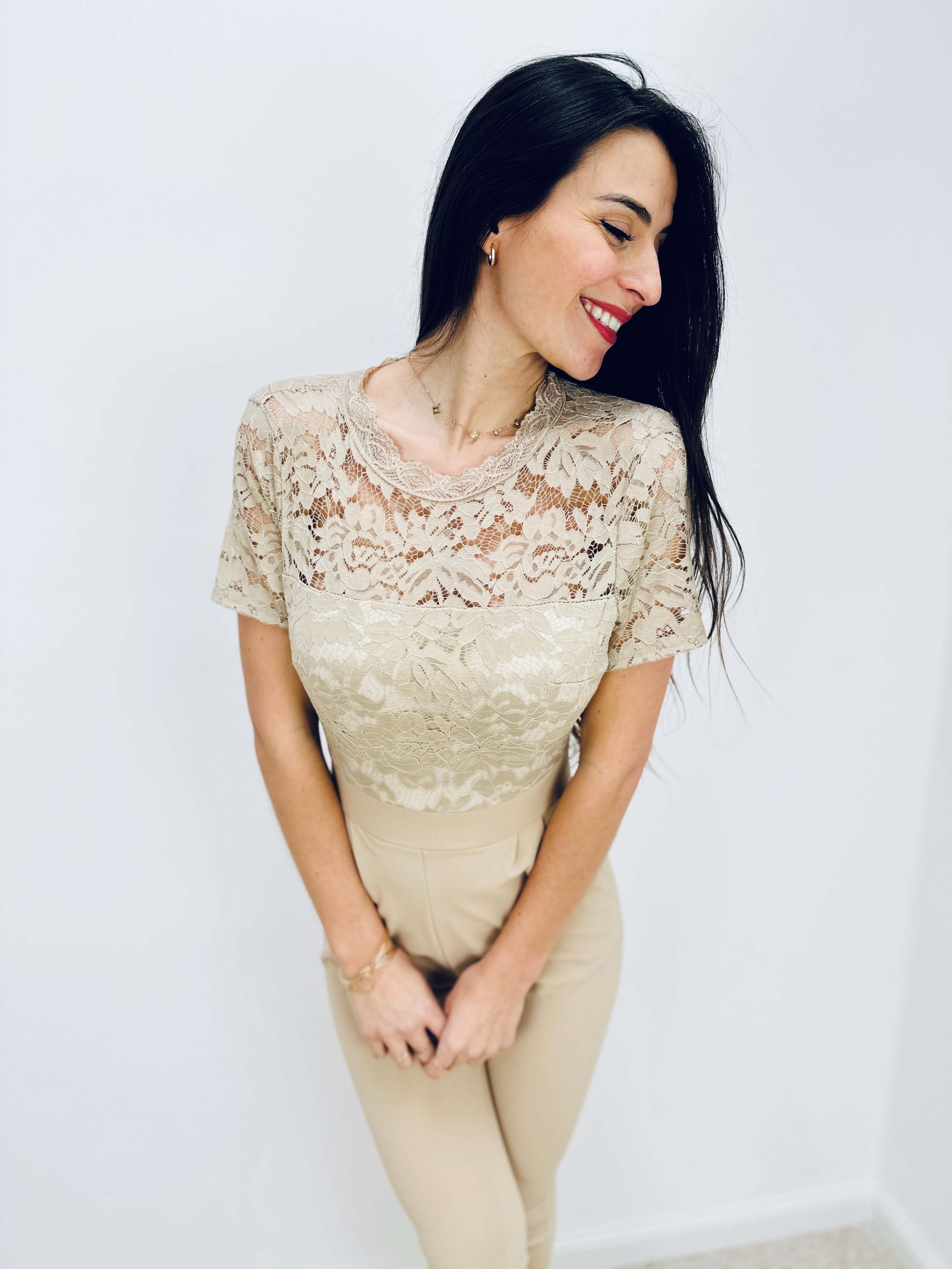 Jolanda | Eleganter Spitzen-Jumpsuit mit offenem Rücken