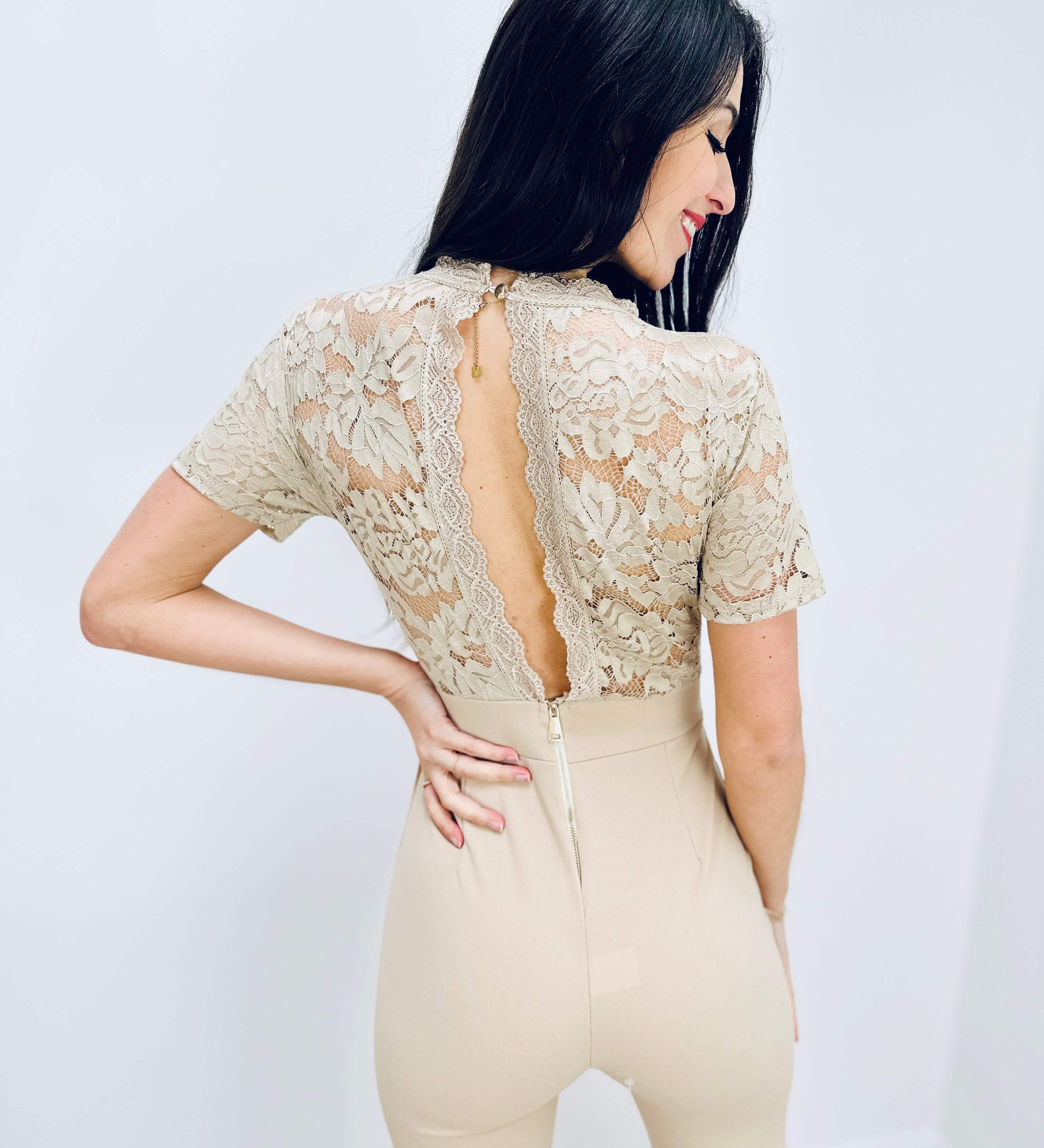 Jolanda | Eleganter Spitzen-Jumpsuit mit offenem Rücken