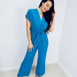 Milena | Fließender Jumpsuit mit Wickelausschnitt