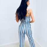 Gestreifter Jumpsuit mit Bindegürtel – Produktansicht 5