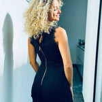 Ärmelloser Spitzen-Jumpsuit mit Bindegürtel – Produktansicht 5
