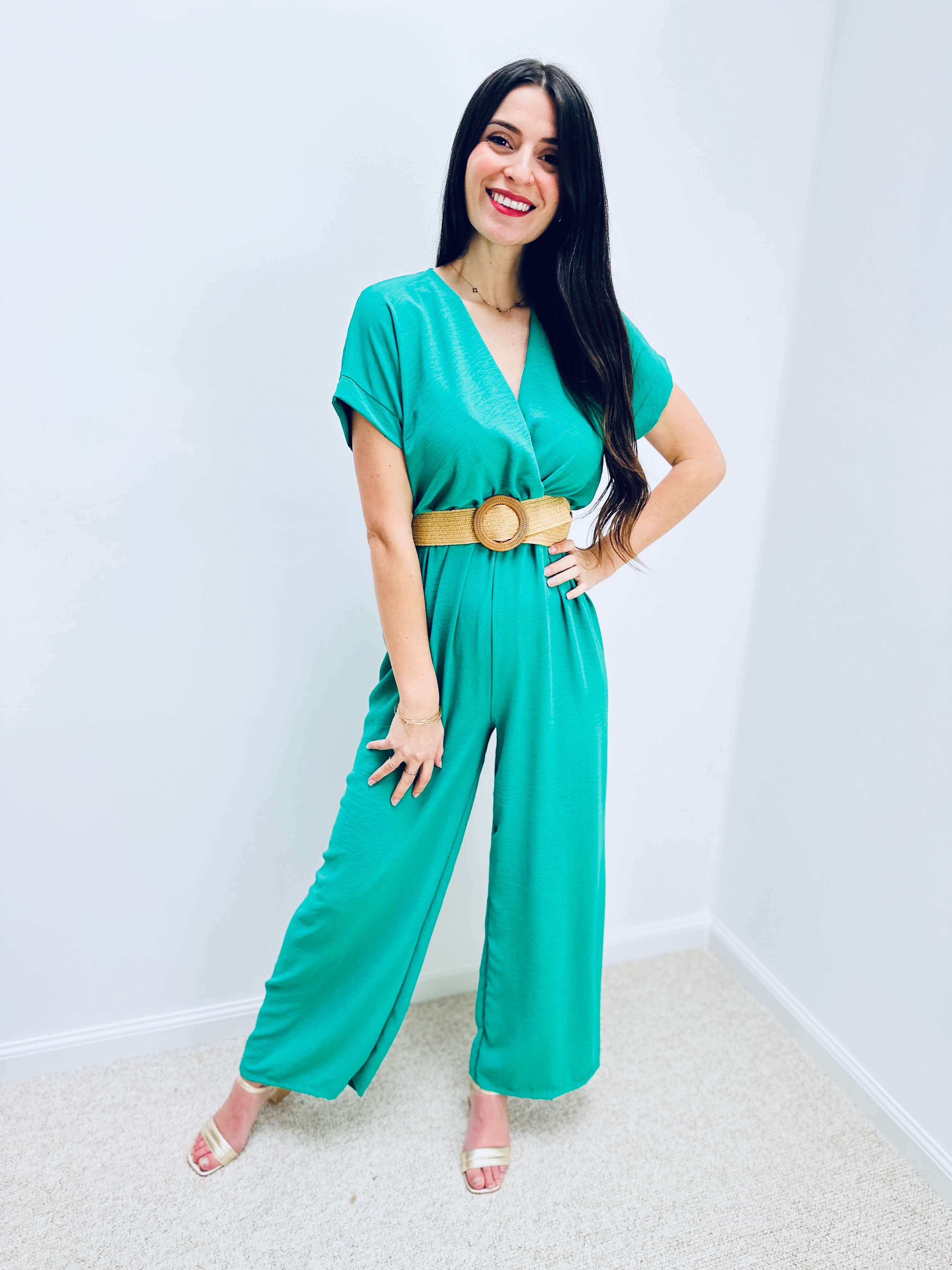 Romane | Fließender Jumpsuit mit Wickelausschnitt und Gürtel