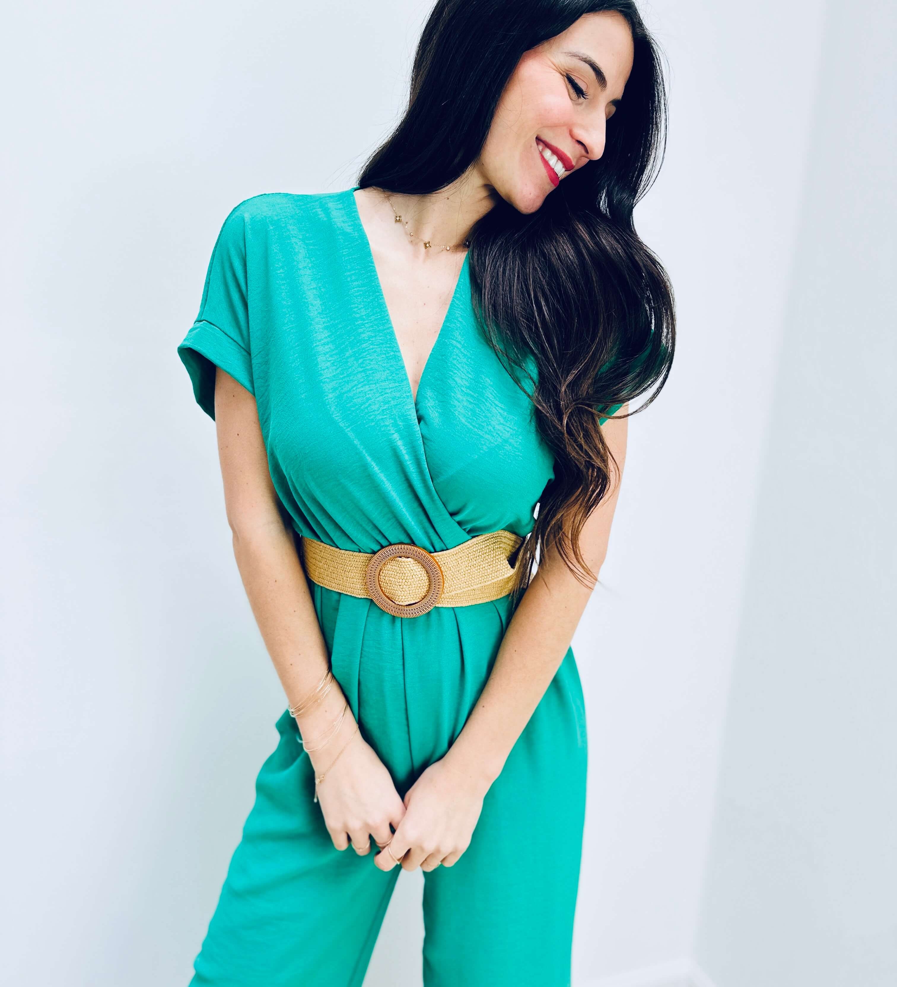 Romane | Fließender Jumpsuit mit Wickelausschnitt und Gürtel