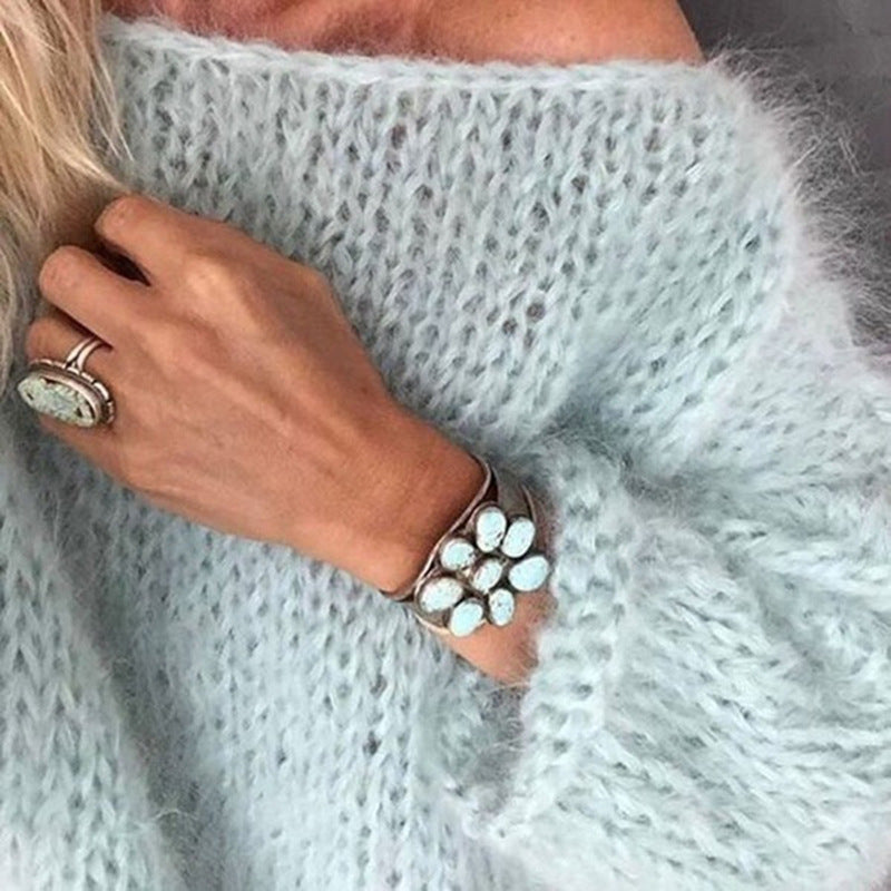 Flauschiger Oversize-Pullover mit langen Ärmeln – Produktansicht 4