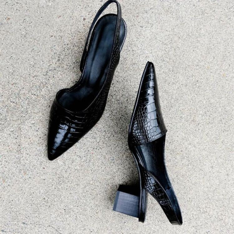 Bequeme Pumps mit weicher Dämpfung in Lederoptik – Produktansicht 3