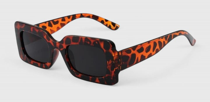 Sonnenbrille mit UV400-Gläsern und klarer Form – Produktansicht 13